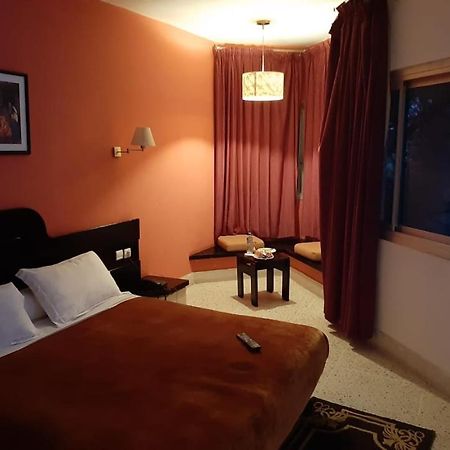 Hotel Continental Хенифра Экстерьер фото