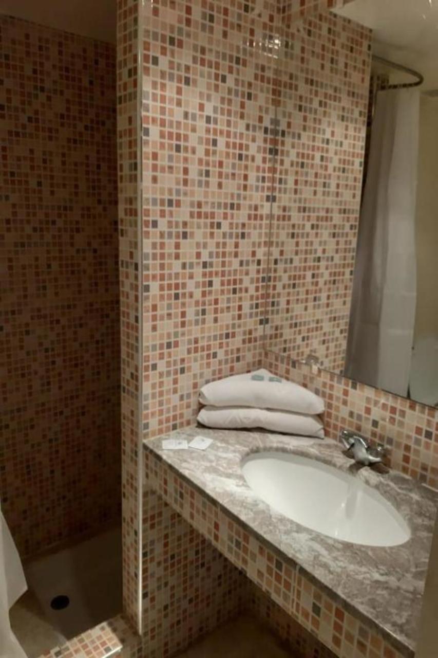 Hotel Continental Хенифра Экстерьер фото