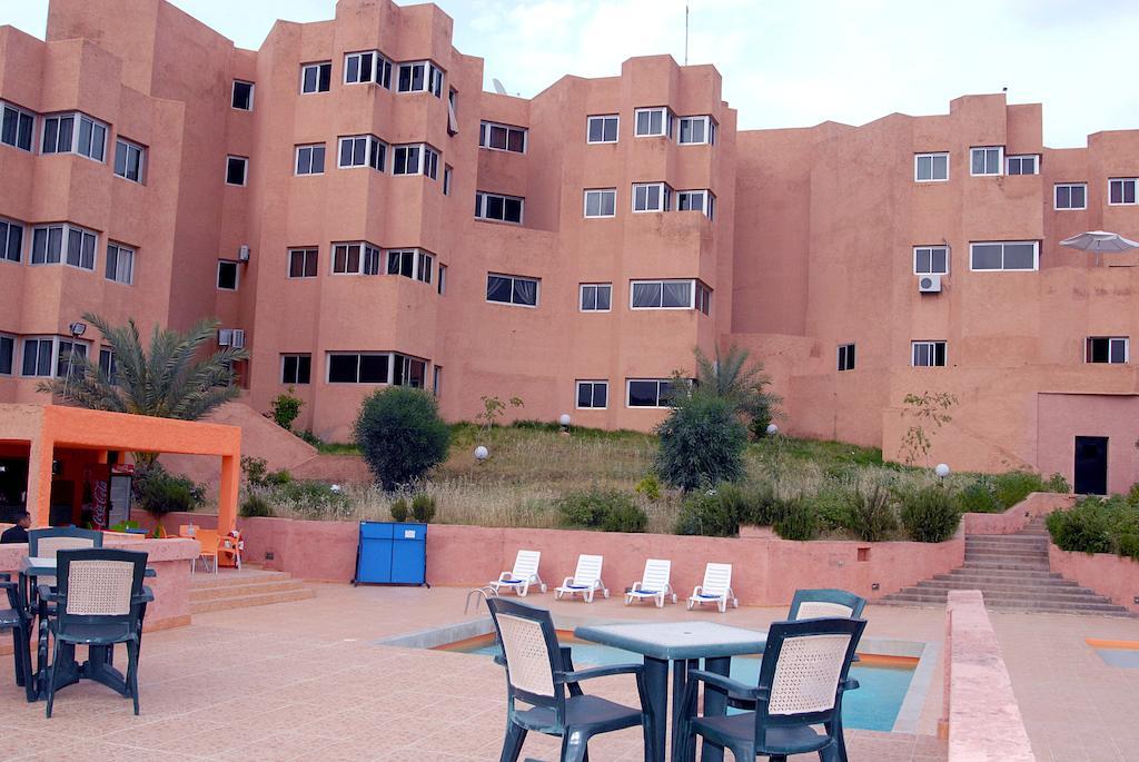Hotel Continental Хенифра Экстерьер фото